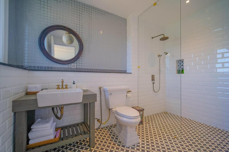 Bathroom 3, Luxury 3br villa - Tuyenlam lake view, Đà Lạt
