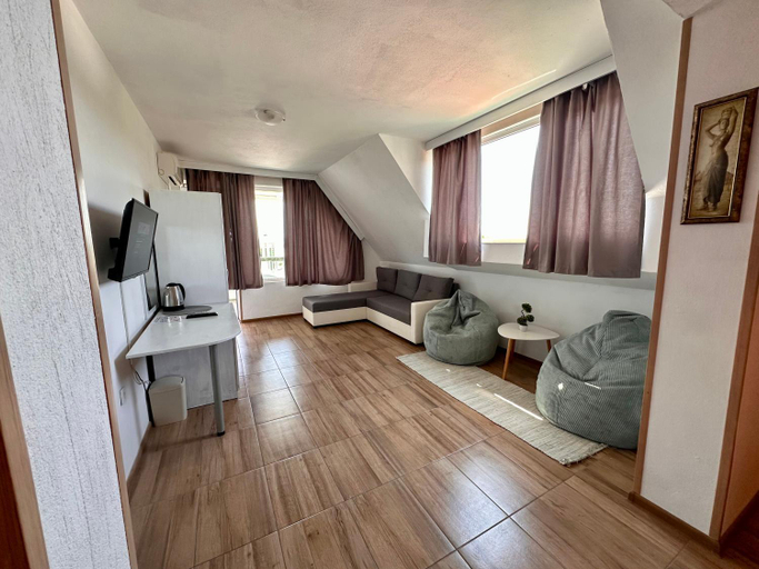 Others 3, Your Room Primorsko, Primorsko