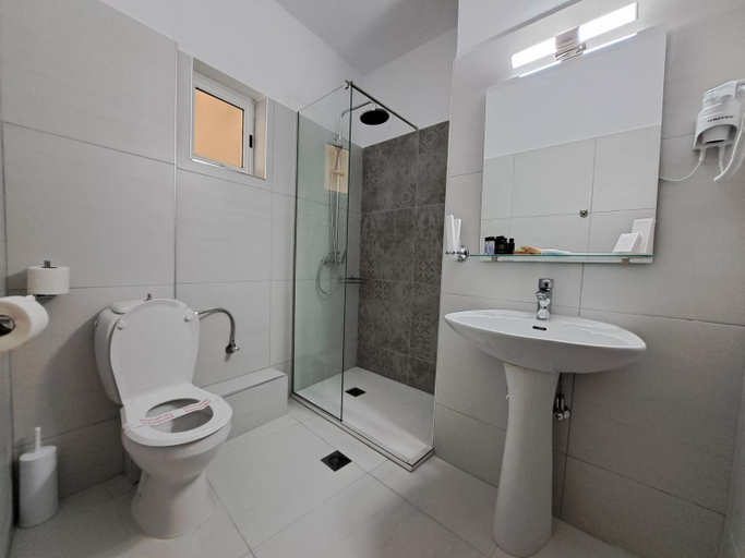 Others 2, 75 Steps Apartments, Ionian Islands