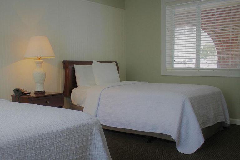Bedroom 3, Natural Bridge Hotel, Trademark Collection by Wyndham, Rockbridge