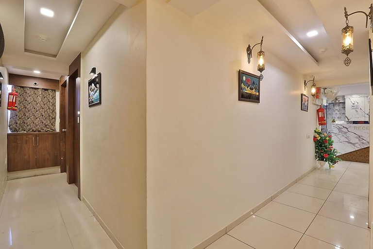 Others 5, HOTEL REST INN, Gandhinagar