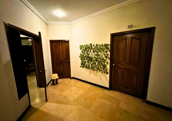 Public Area 3, Doves Inn Hotel, Garden Town, Lahore