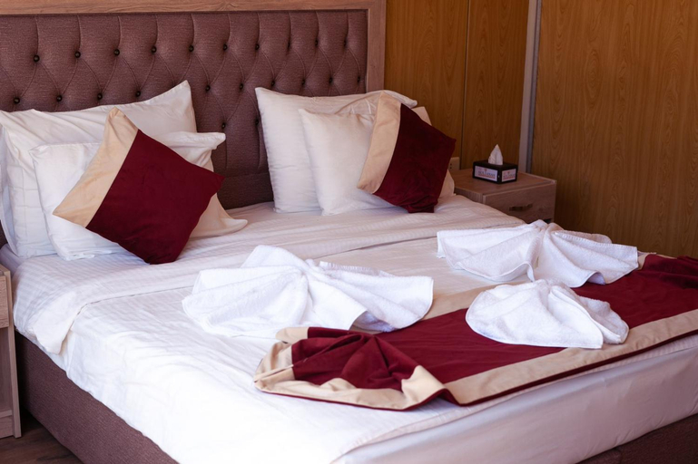 Bedroom 4, Al Sultana Luxury Camp, Quaira