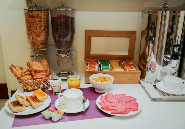 Food & Drinks 4, Hotel Amiot, Paris