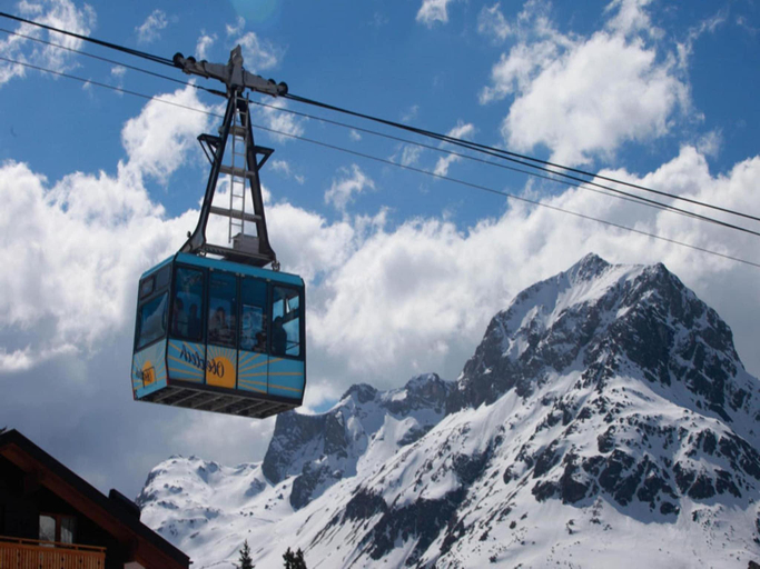Sport & Beauty, Chalet in Steeg near Ski Slopes, Reutte
