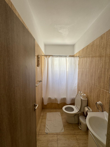 Bathroom 3, Marianna Hotel Apartments