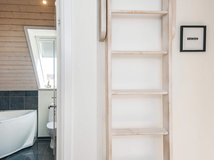 Bathroom 3, person home in Juelsminde, Hedensted