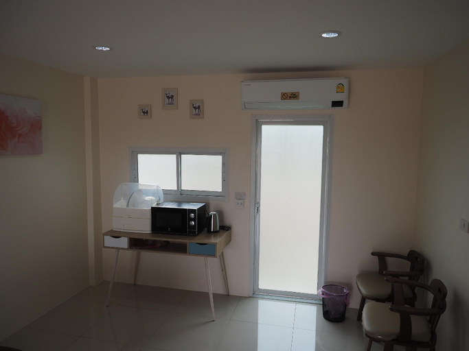 Others 5, YYK Holiday Rooms, Nakhon Chaisi
