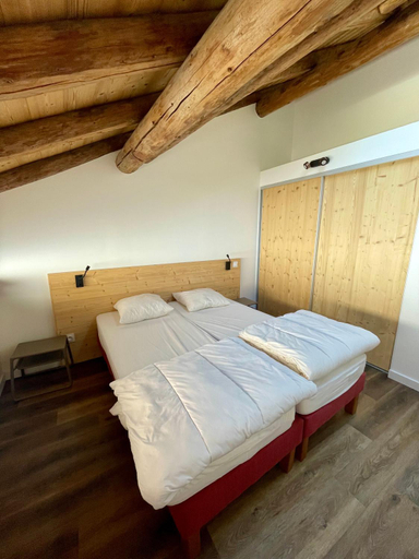 Others 3, La MaiZon du Bois, Savoie
