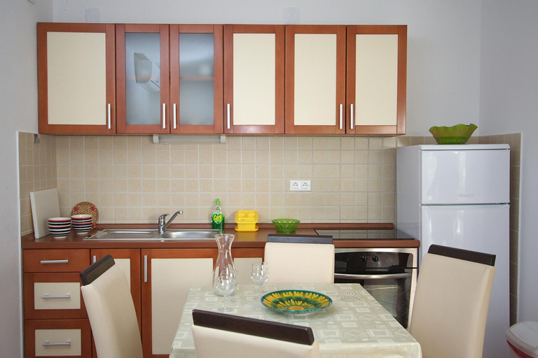 Others 4, Beach Front Apartment In Novalja, Novalja