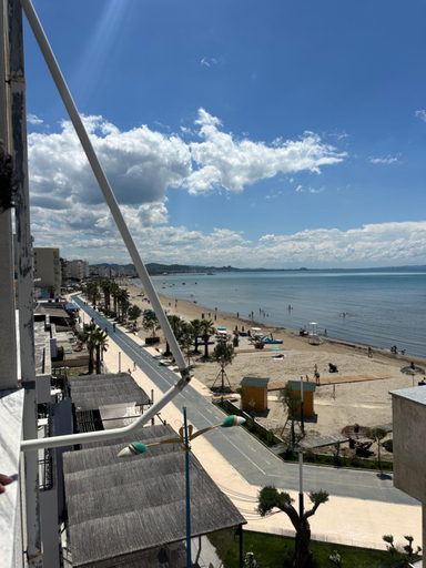 Others 3, Roy Apartments II, Durrësit
