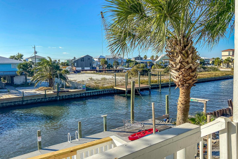 Others 3, Waterfront Home, Short Walk to Beach, Deck/Balcony, Escambia