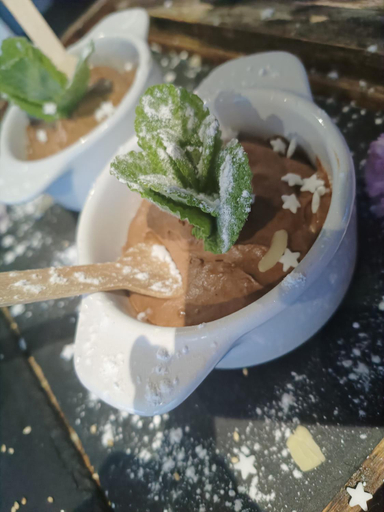 Food & Drinks 3, Le Pavillon des pivoines, Var
