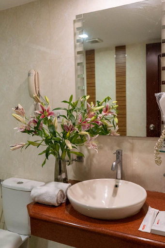 Bathroom 4, Parijatha Gateway, Bangalore