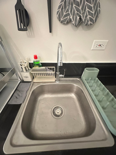 Kitchen 5, Enchantress Abode, Trece Martires City