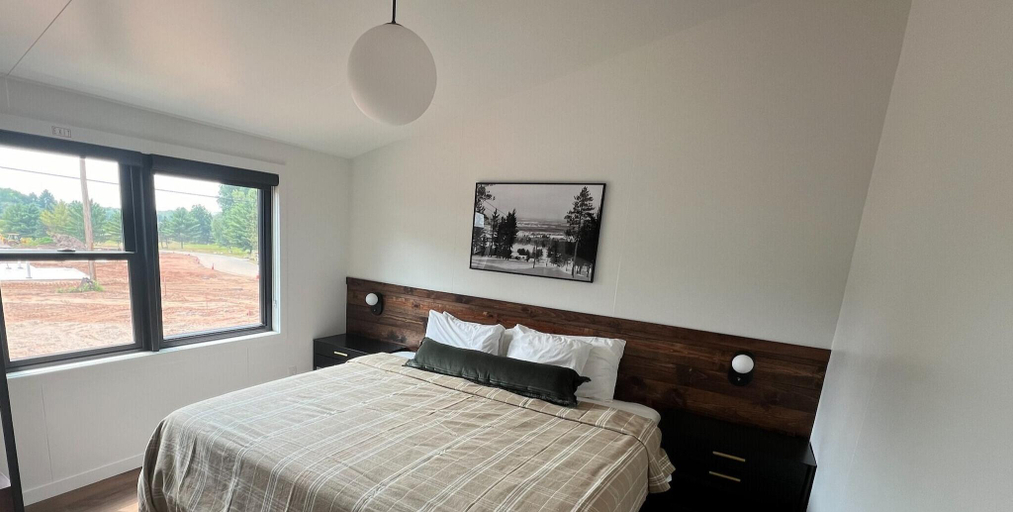Bedroom 3, Pine Mountain Resort, Dickinson