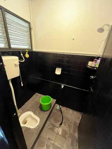 Bathroom 3, Pondok Baba, Kota Bharu