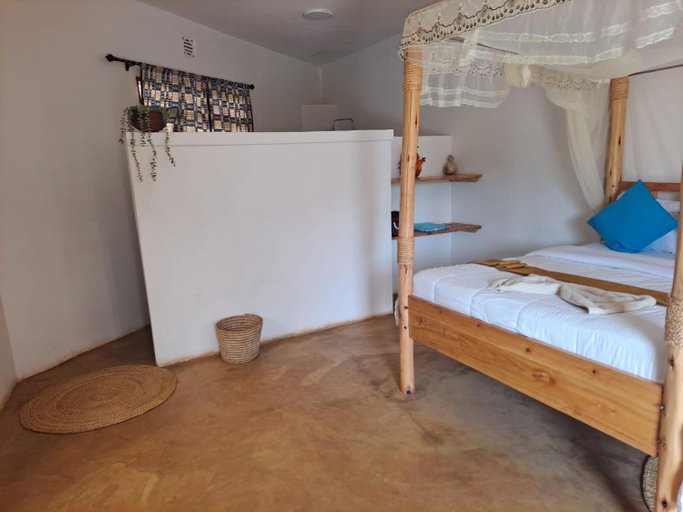 Bedroom 2, Jua Manyara Lodge & Camp Site, Karatu