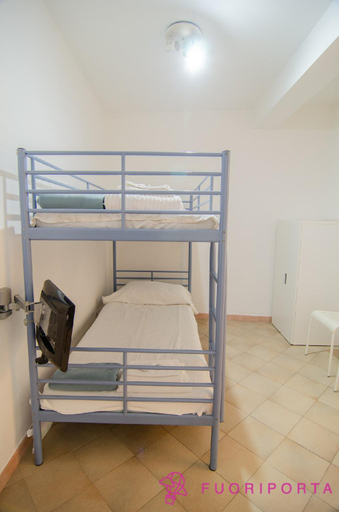 Others 4, Inzani 8, Parma