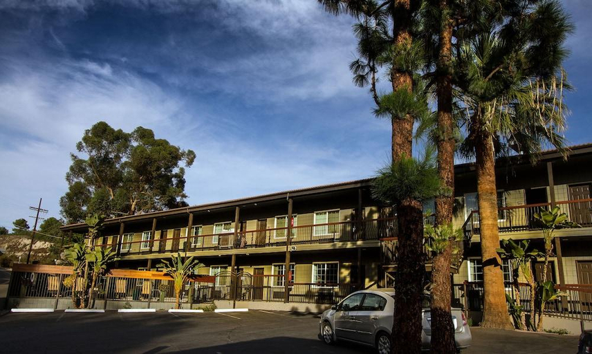 Exterior & Views 2, Granada Inn, Los Angeles