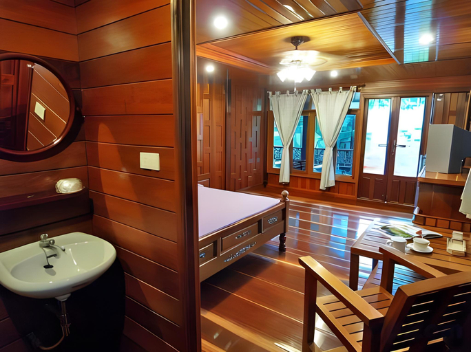 Bathroom, Baansuan Amphawan Resort, Amphawa