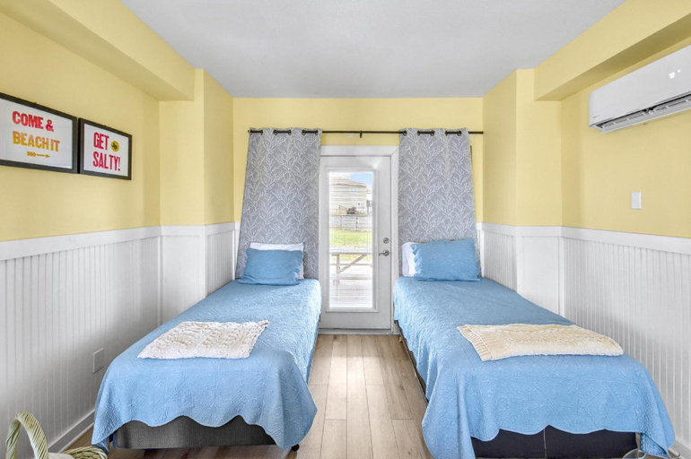 Bedroom 3, The Salty Sandpiper, Nueces