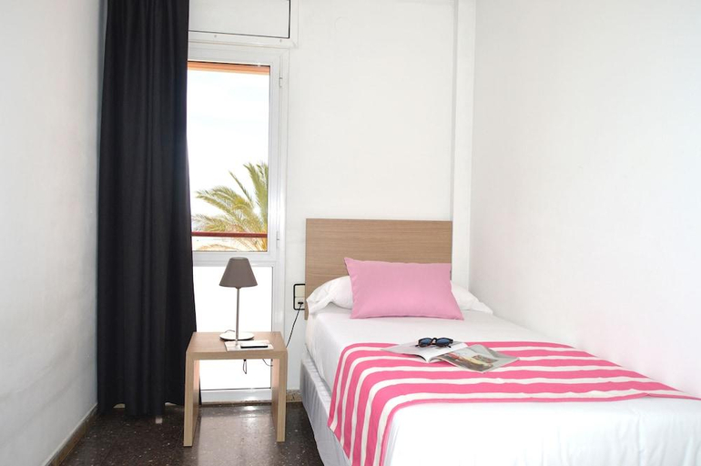 Bedroom 3, Pierre & Vacances Comarruga, Tarragona