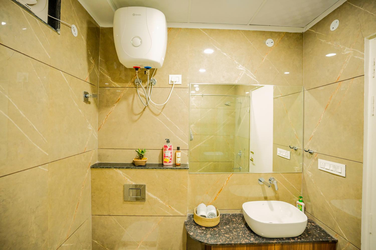 Bathroom 3, Aarna house, Jaipur