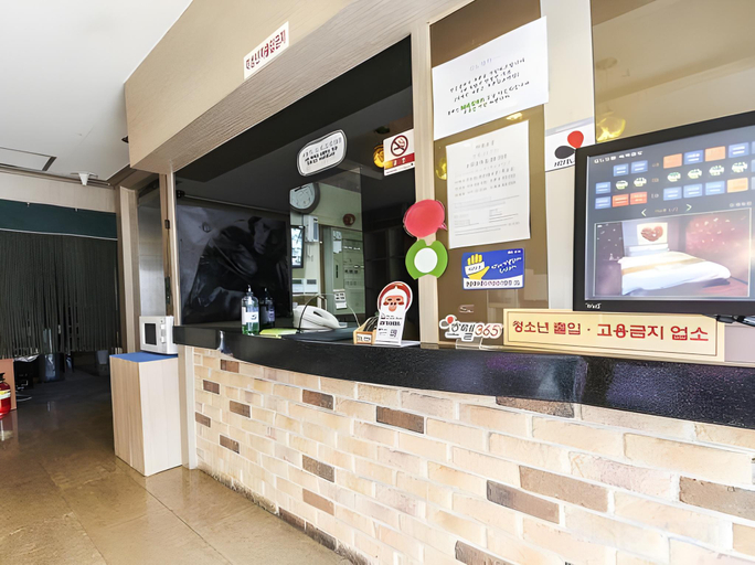 Others 4, Suwon Haenggungdong Renault, Suwon