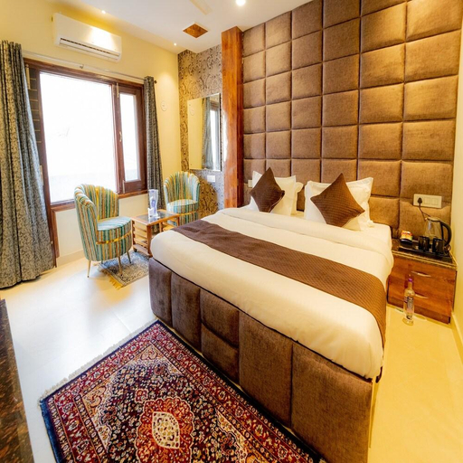 Others 5, JINDAL SQUARE CHANDIGARH ZIRAKPUR, Sahibzada Ajit Singh Nagar