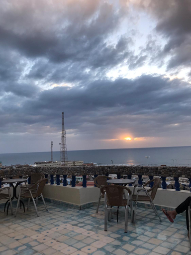 Food & Drinks 3, Jara Cimrmann surf house, Agadir-Ida ou Tanane