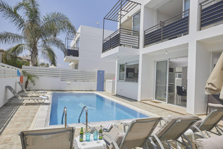 Sport & Beauty 2, Protaras Pearl Villa Pe15