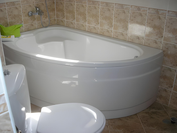Bathroom 3, Triumph Holiday Village, Nesebar