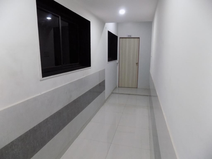Others 5, Hotel Maha Residency, Mumbai Suburban