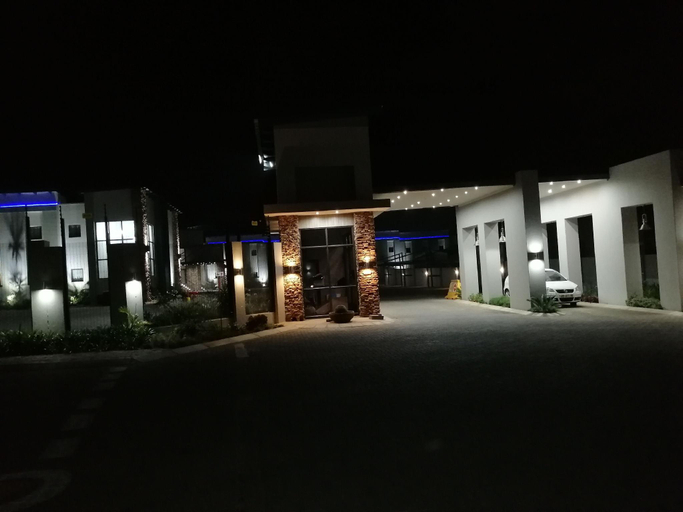 Exterior & Views 1, King's Palace Hotel, Bojanala
