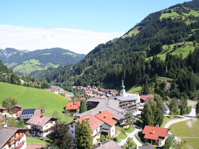 Others 5, Apartment in Sankt Johann near Ski Area, Sankt Johann im Pongau