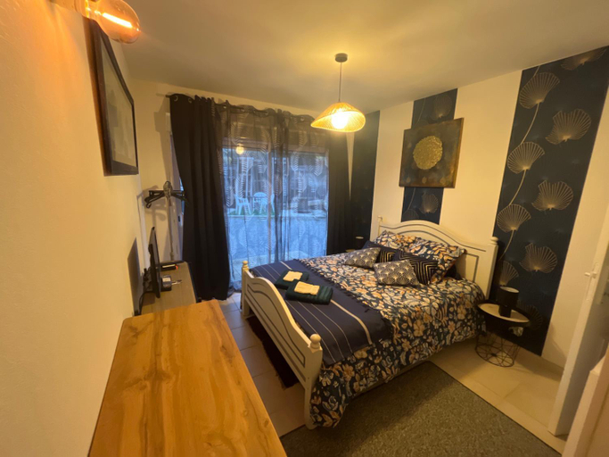 Bedroom 4, Chambre d hote a la plage de 15 m2 LE MANAPANY, Pas-de-Calais