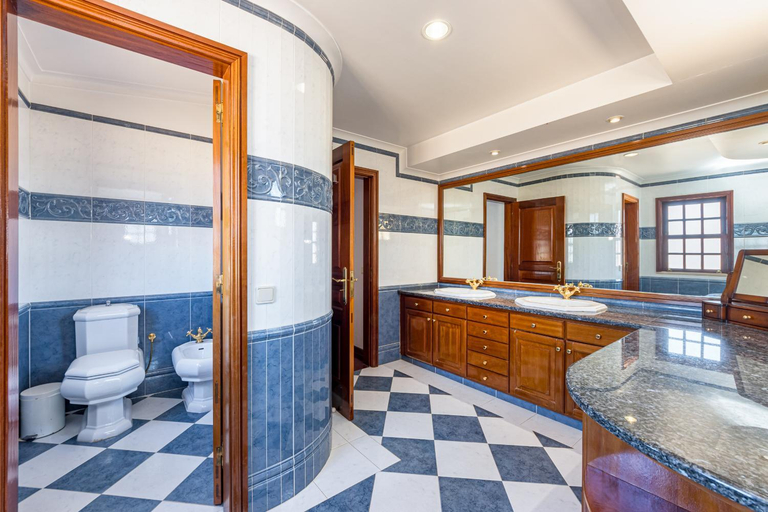 Bathroom 4, Villa Sobreiro, Albufeira