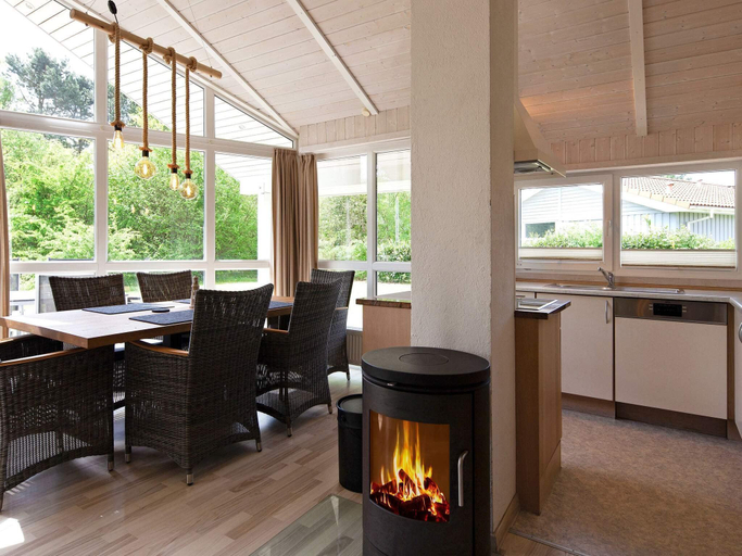 Others 4, person holiday home in GROEMITZ, Ostholstein