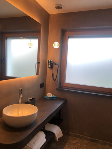 Bathroom 3, Pra Ciarea Apartments, Bolzano