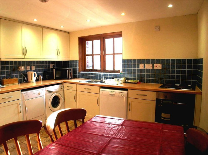Others 5, Lamphey Park Guest House, Pembrokeshire