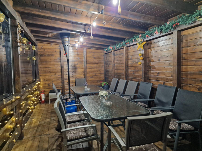 Food & Drinks, Casa Aurora, Calimanesti