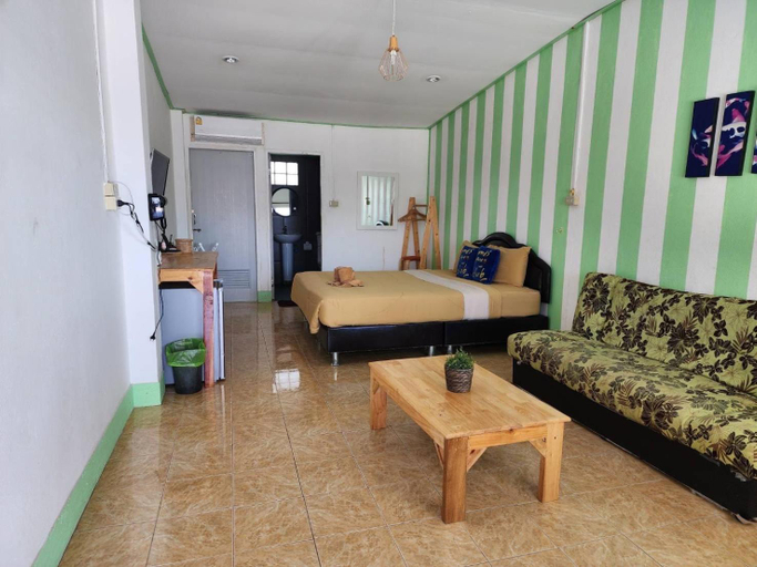 Others 5, Tanatcha Seaview Kohlarn, Pattaya