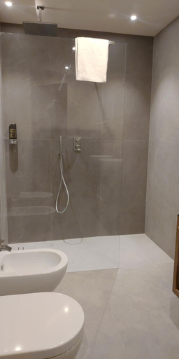 Bathroom, Garni Al Silvestri Vei, Sondrio