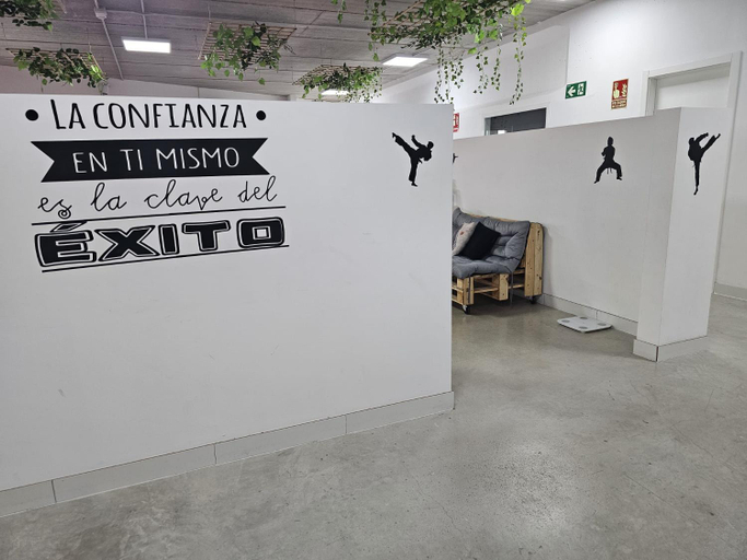 Others 3, Hostal Kaizen, Alicante