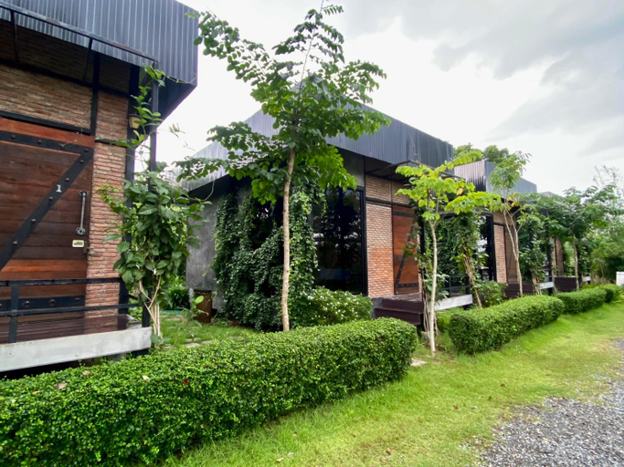 Others 3, Sabaydee Loft House & Sabaydee Cafe, Phatthana Nikhom