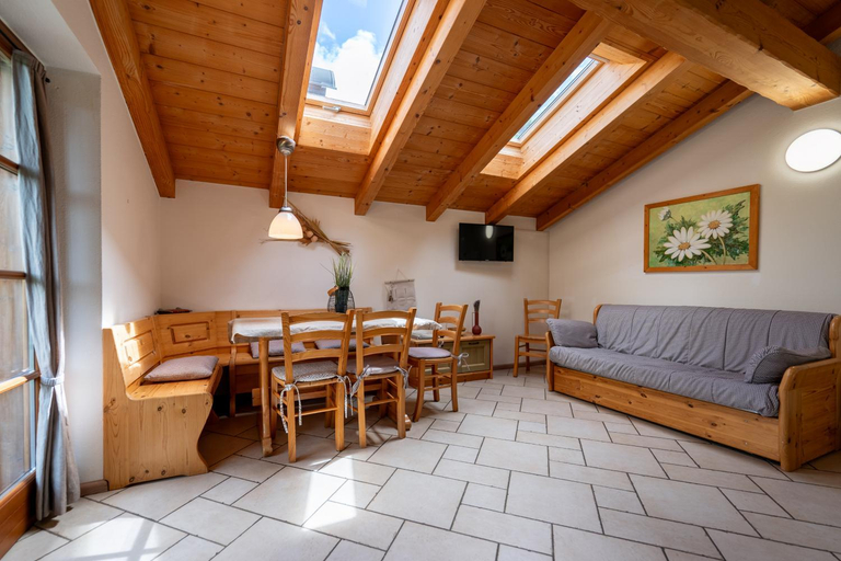 Bedroom 2, Maso Salim, Trento