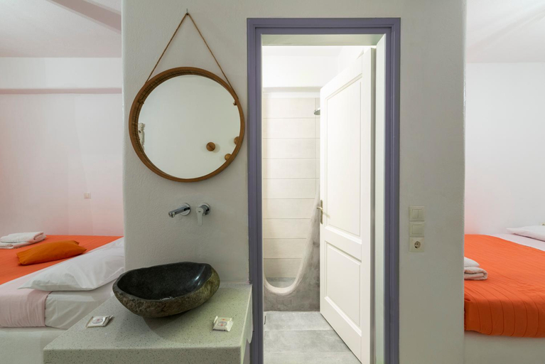 Bedroom 2, Artemoula's Studios, South Aegean