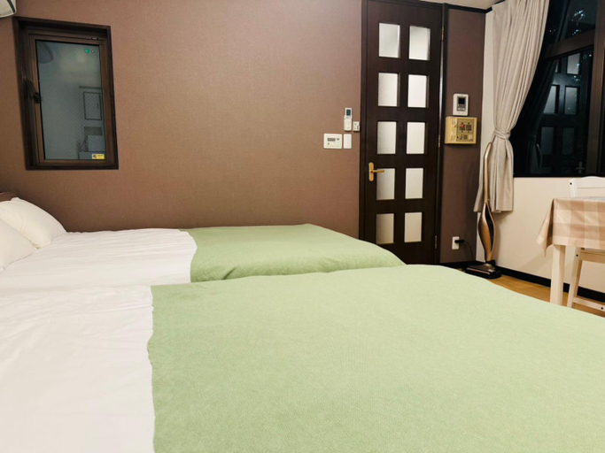 Bedroom 2, Asakusa Hana hostel, Taitō