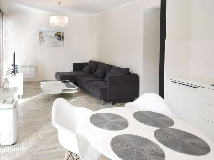 Others 5, Apartment in Lukecin near Sandy Beach, Kamień